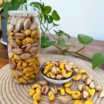 مخلوط بادام هندی و پسته نمکی اکبری - تصویر 3